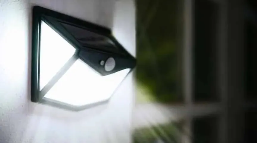 A sensor security light