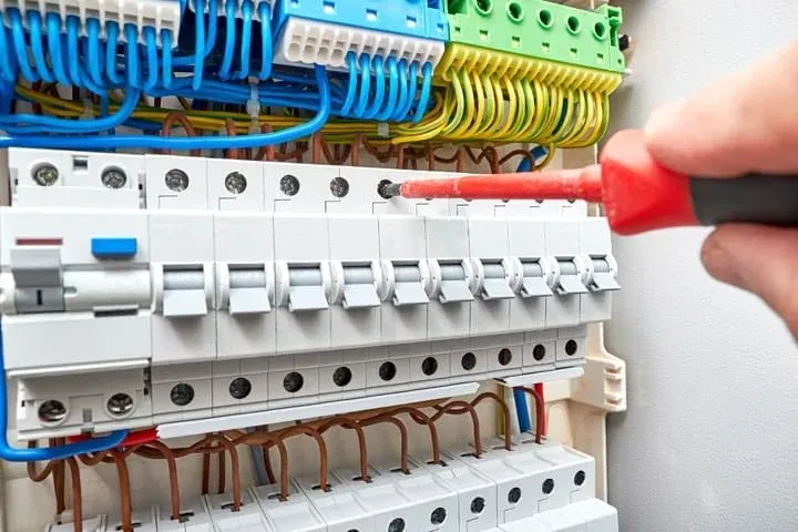 Wiring inside a switchboard